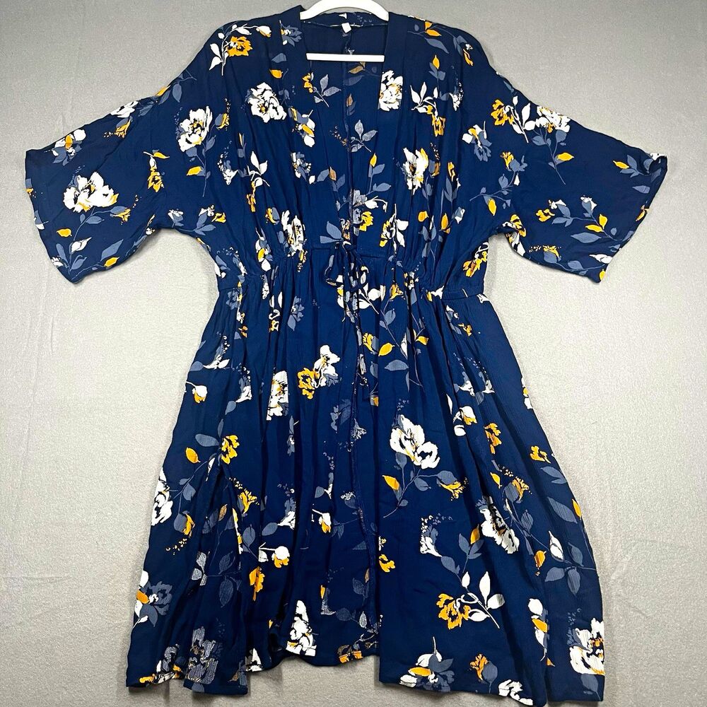 maurices Blue Floral V-Neck Tie Front Short Sleeve Short kimono Size XL